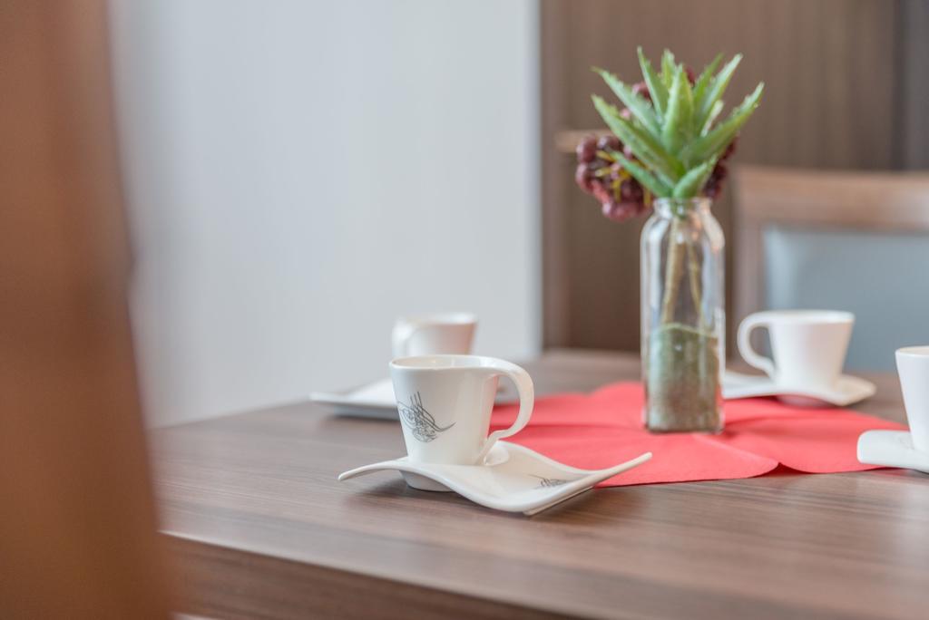City Hotel 베츨러 외부 사진